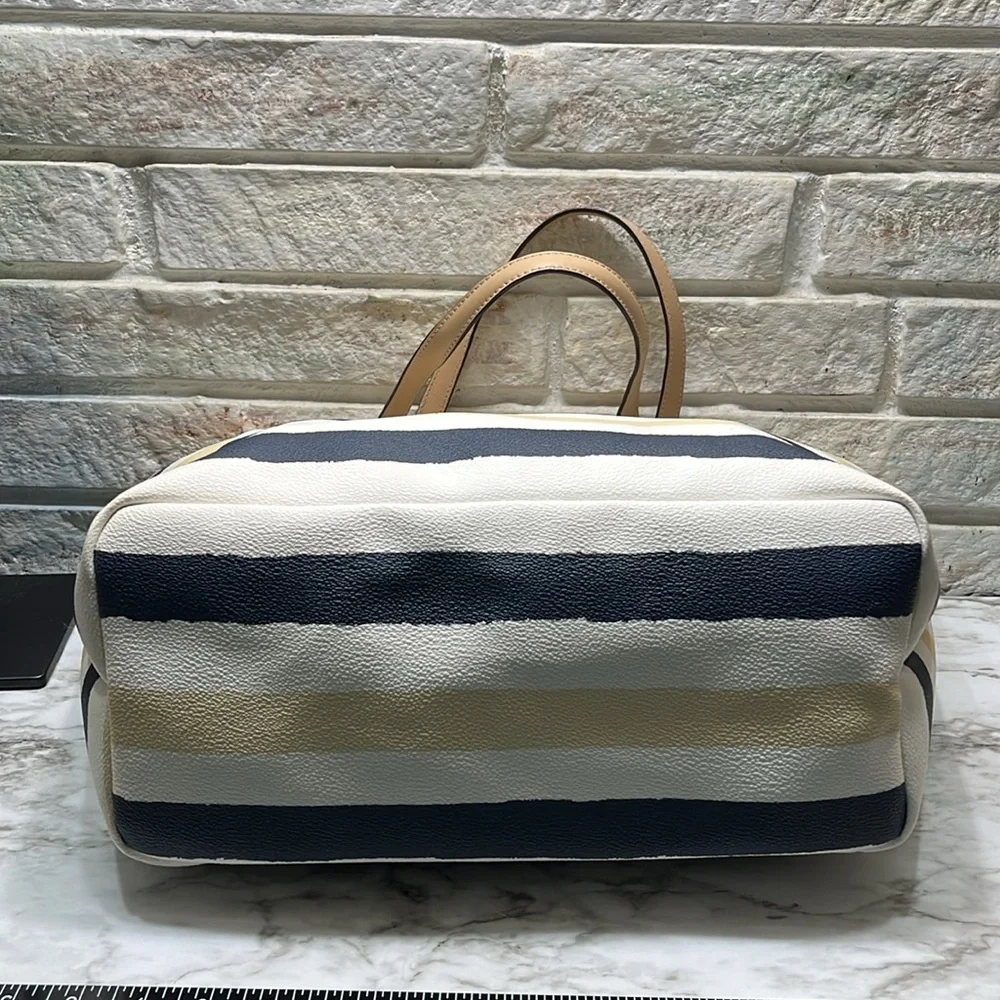 Kate Spade Bondi Road Striped Harmony Tote, Tan Cream & navy striped, Large VGUC - Picture 9 of 15